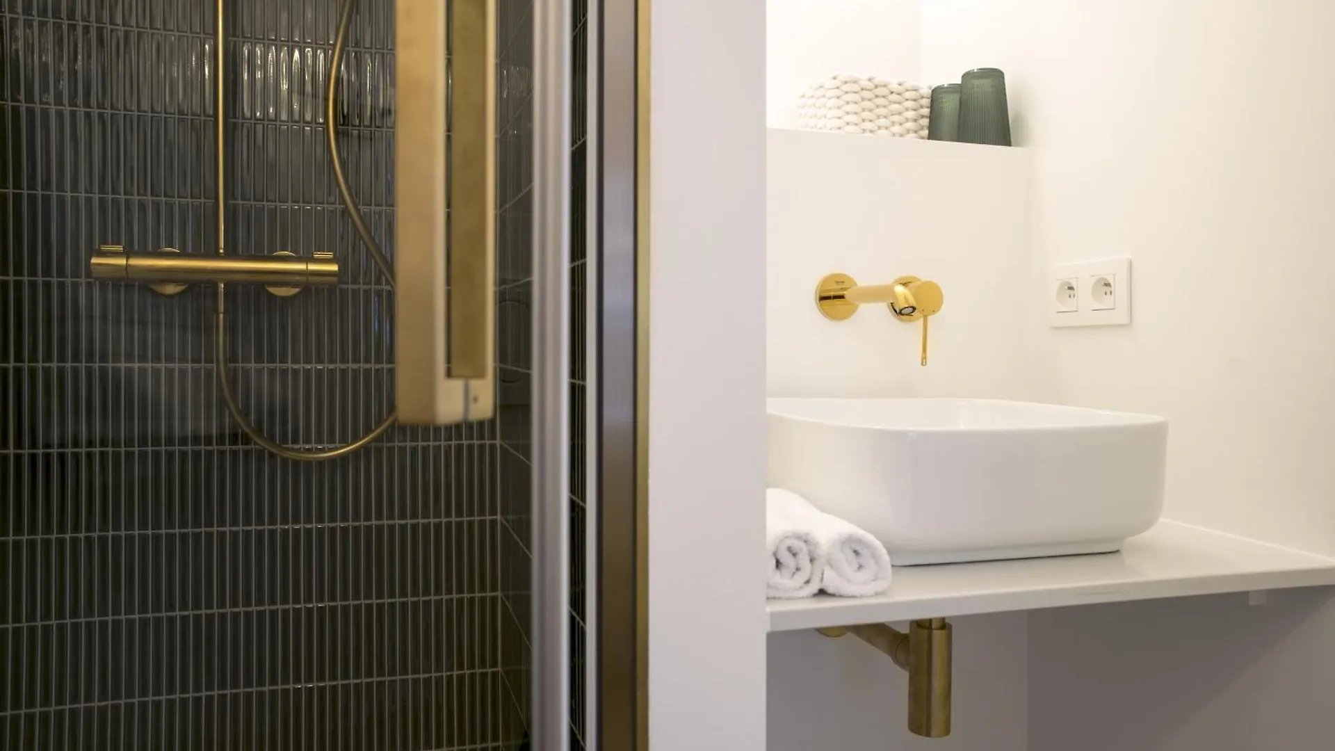 Wow Bed & Breakfast Brussels Belgium